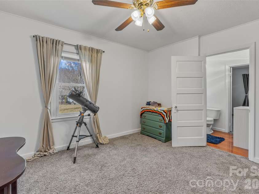 21 Ben Owenby Road, Fairview, NC 28730.  MLS# CAR4330402, YatesRealty ID 15706. 