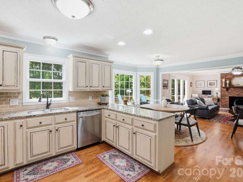 1581 Cureton Court, Rock Hill, SC 29732.  MLS# CAR4363771, YatesRealty ID 15707. 
