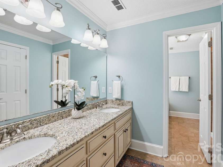 1581 Cureton Court, Rock Hill, SC 29732.  MLS# CAR4363771, YatesRealty ID 15707. 