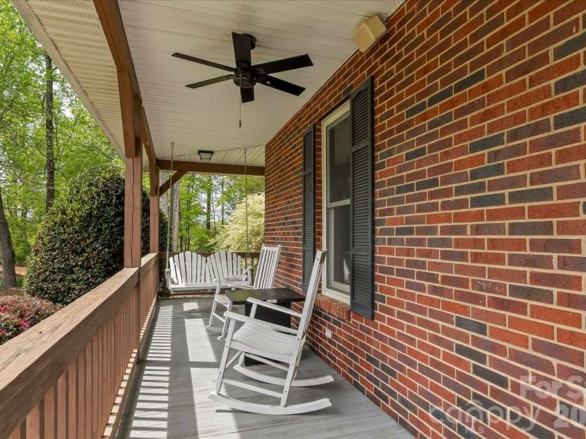 5911 Mundy Road, Denver, NC 28037.  MLS# CAR4363556, YatesRealty ID 15709. 