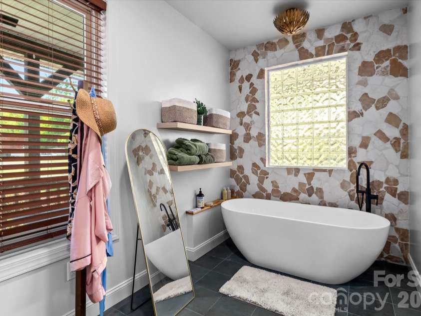 5911 Mundy Road, Denver, NC 28037.  MLS# CAR4363556, YatesRealty ID 15709. 