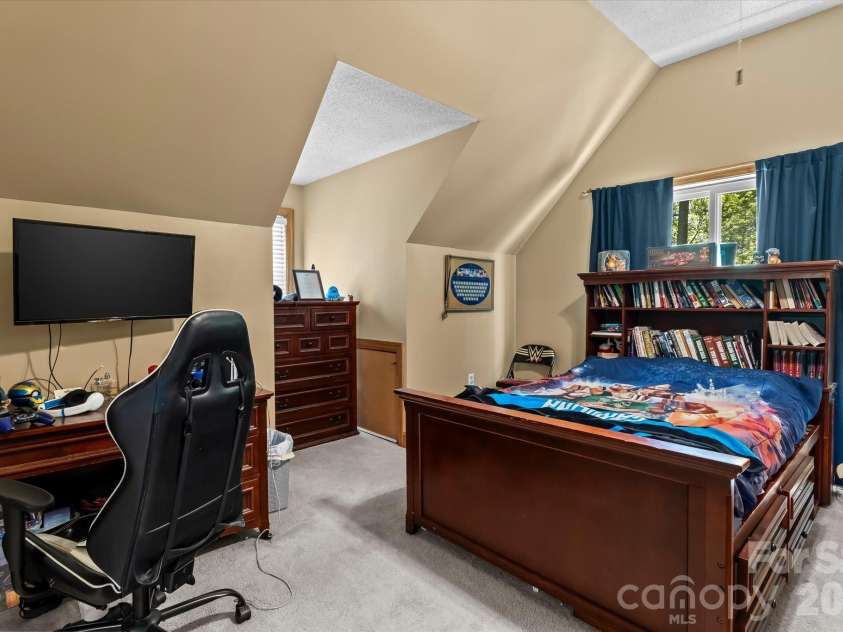 5911 Mundy Road, Denver, NC 28037.  MLS# CAR4363556, YatesRealty ID 15709. 