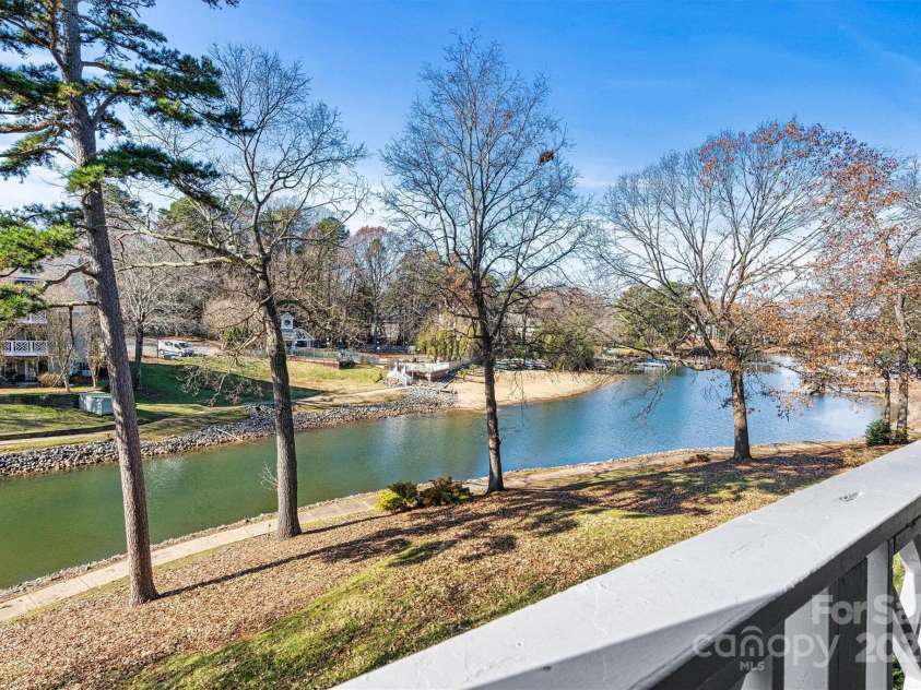 20105 Henderson Road, Cornelius, NC 28031.  MLS# CAR4207746, YatesRealty ID 1571. 