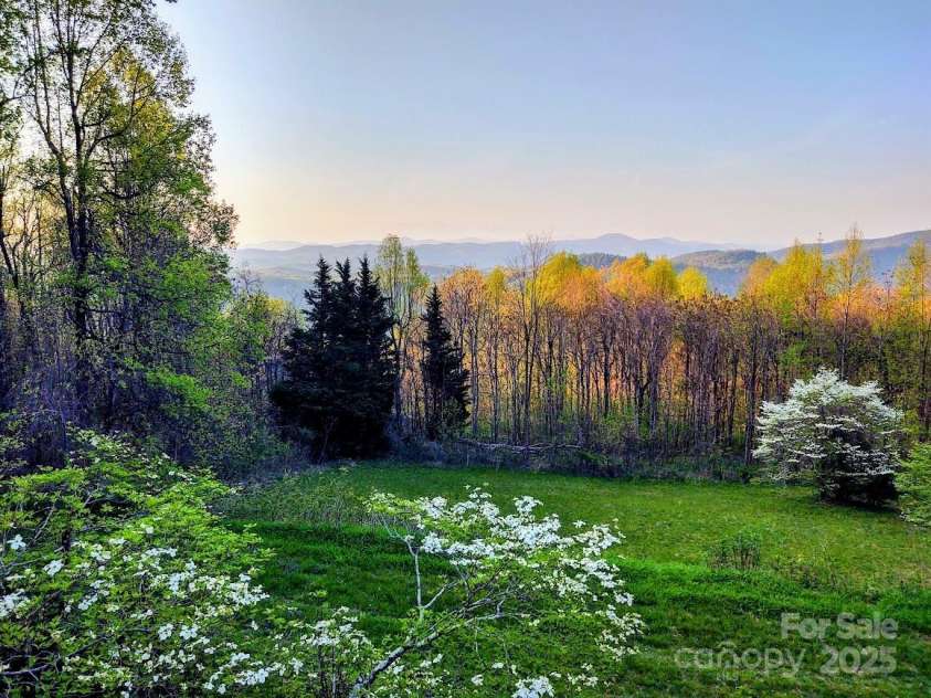 545 Summit Road, Tryon, NC 28782.  MLS# CAR4293286, YatesRealty ID 1571. Mountain View
