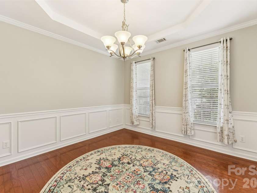 3351 Streamside Drive, Davidson, NC 28036.  MLS# CAR4337452, YatesRealty ID 15710. 