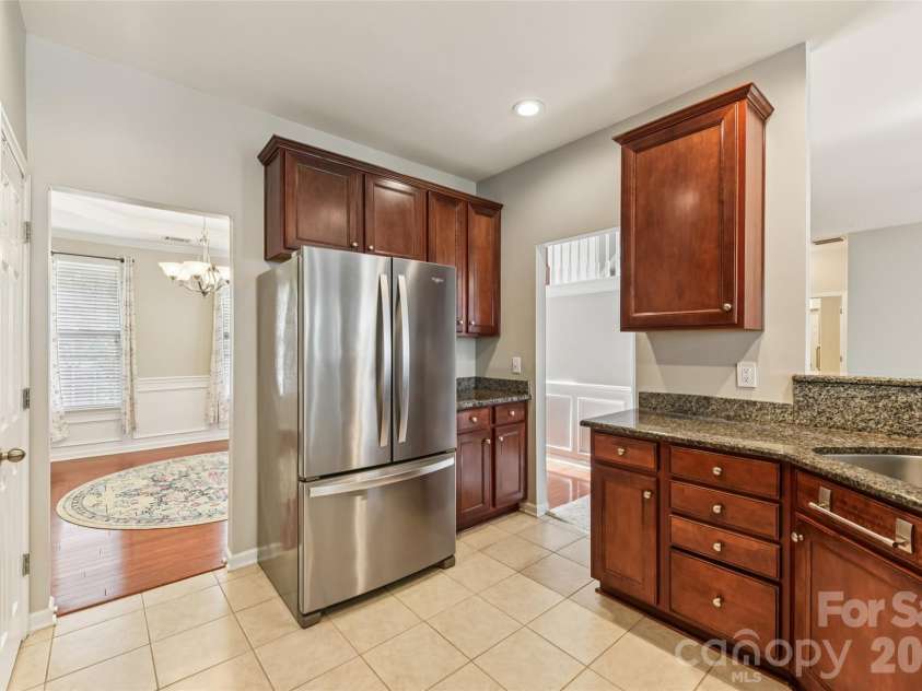3351 Streamside Drive, Davidson, NC 28036.  MLS# CAR4337452, YatesRealty ID 15710. 