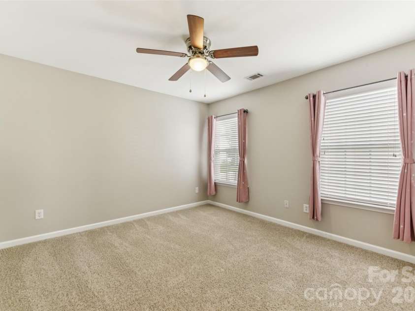 3351 Streamside Drive, Davidson, NC 28036.  MLS# CAR4337452, YatesRealty ID 15710. 