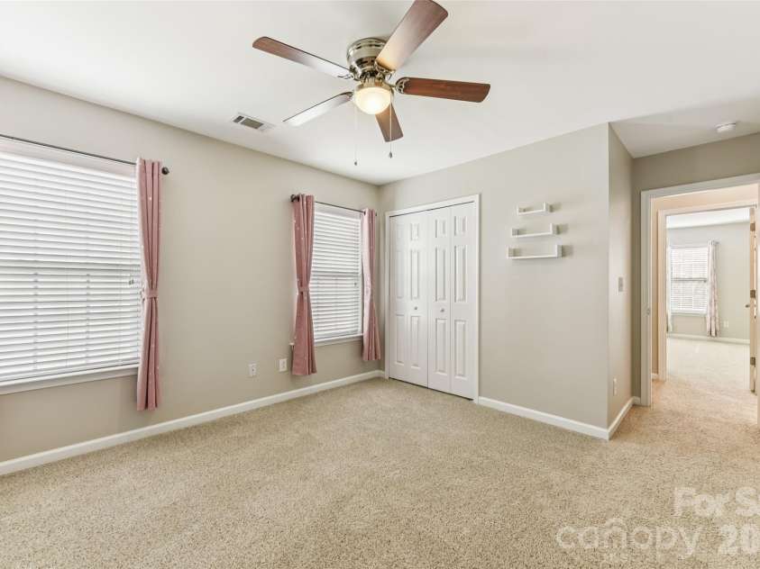 3351 Streamside Drive, Davidson, NC 28036.  MLS# CAR4337452, YatesRealty ID 15710. 