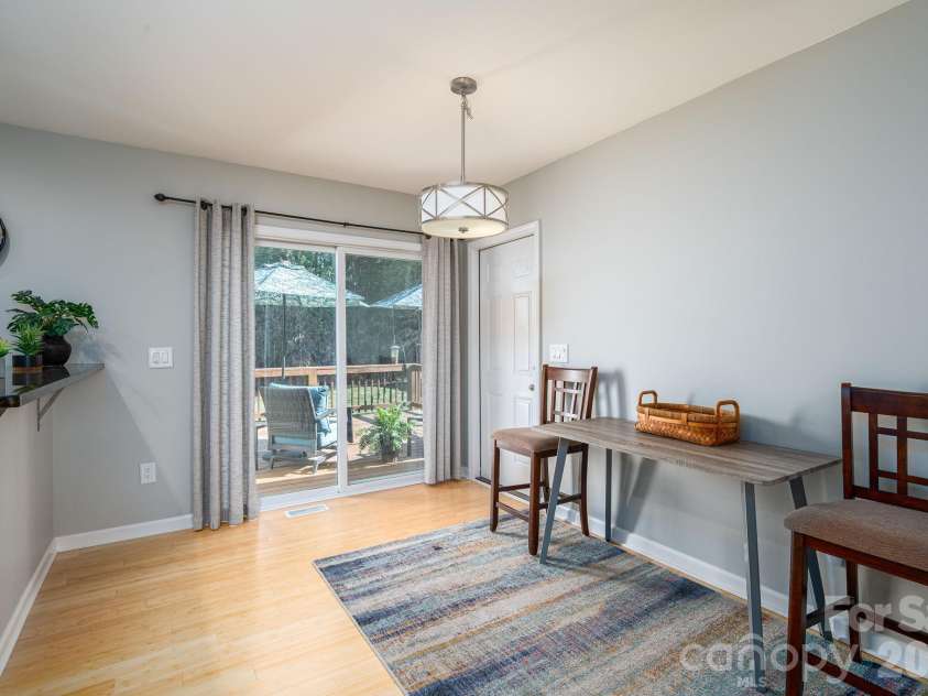7611 Sarah Drive, Denver, NC 28037.  MLS# CAR4372326, YatesRealty ID 15711. 