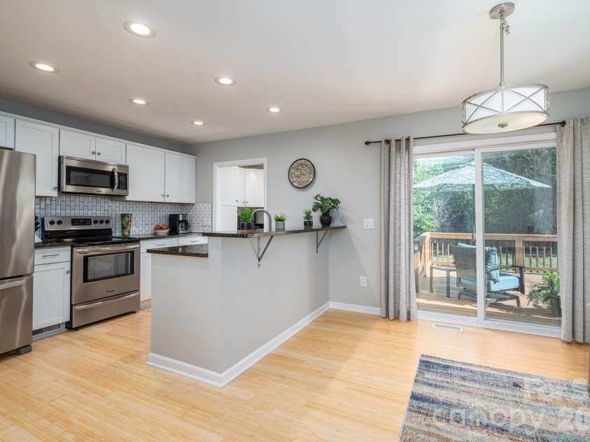 7611 Sarah Drive, Denver, NC 28037.  MLS# CAR4372326, YatesRealty ID 15711. 