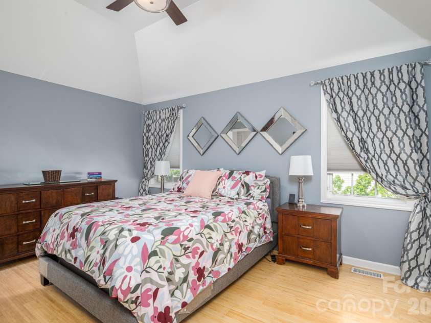 7611 Sarah Drive, Denver, NC 28037.  MLS# CAR4372326, YatesRealty ID 15711. 