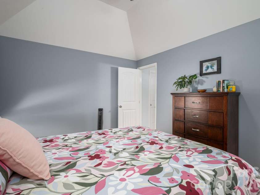 7611 Sarah Drive, Denver, NC 28037.  MLS# CAR4372326, YatesRealty ID 15711. 