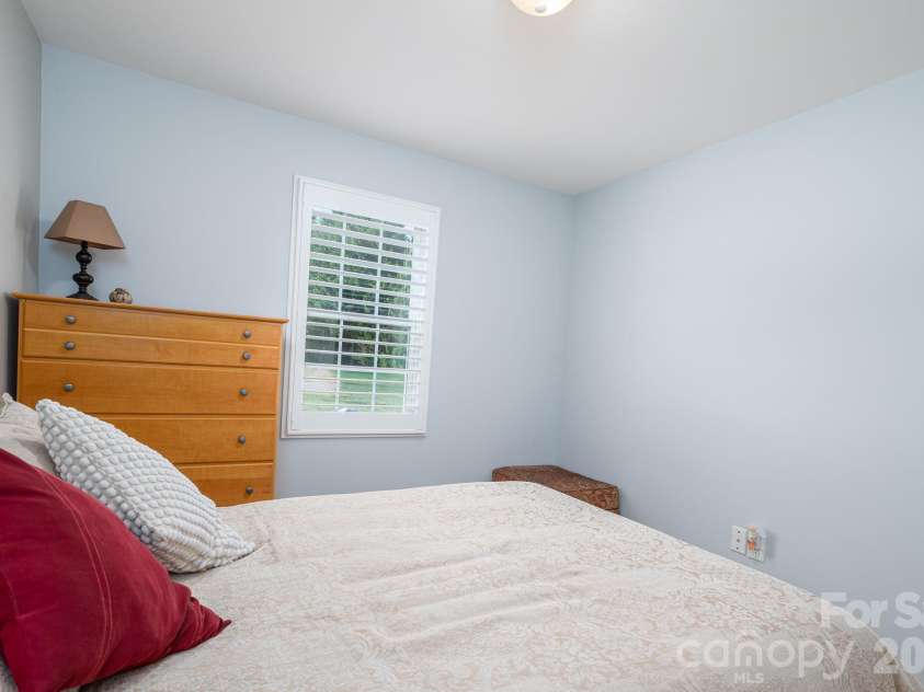 7611 Sarah Drive, Denver, NC 28037.  MLS# CAR4372326, YatesRealty ID 15711. 