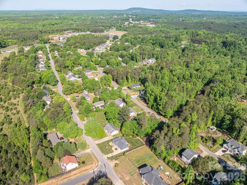 7611 Sarah Drive, Denver, NC 28037.  MLS# CAR4372326, YatesRealty ID 15711. 
