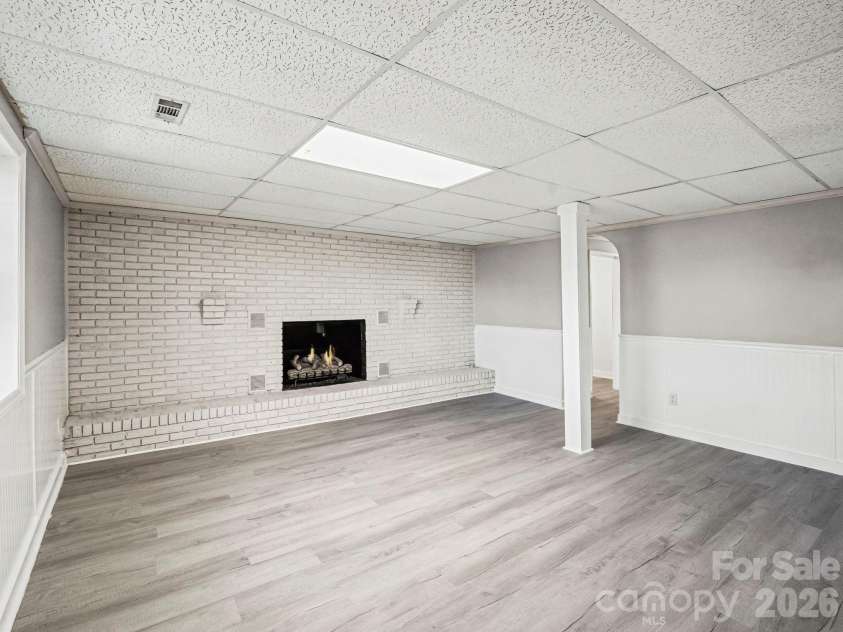 944 Woodland Drive, Shelby, NC 28150.  MLS# CAR4344300, YatesRealty ID 15713. 