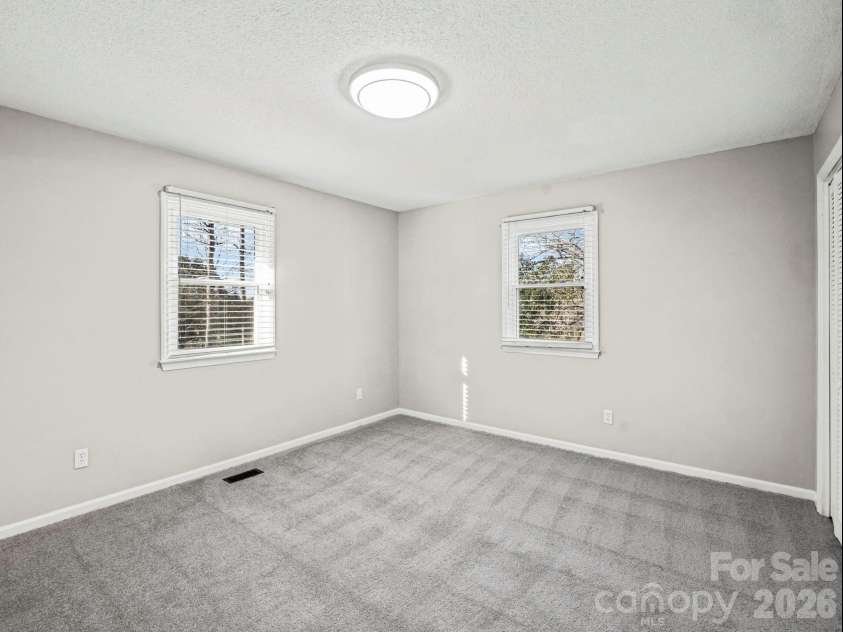 944 Woodland Drive, Shelby, NC 28150.  MLS# CAR4344300, YatesRealty ID 15713. 