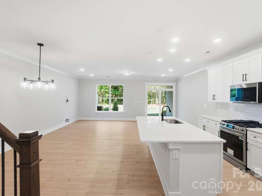 131 Viburnum Road, Waxhaw, NC 28173.  MLS# CAR4368134, YatesRealty ID 15714. Open floorplan