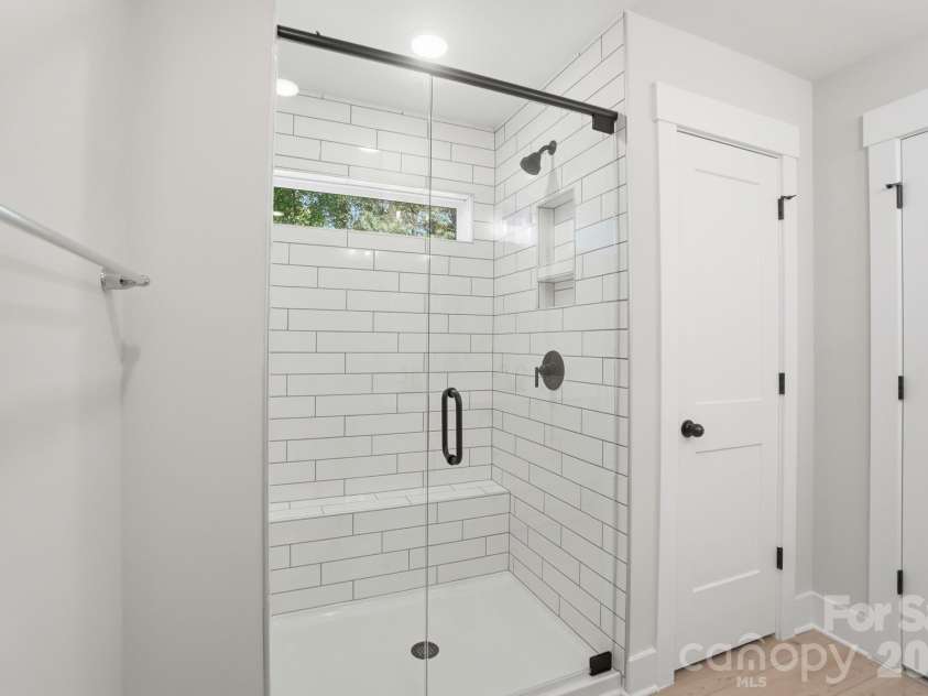 131 Viburnum Road, Waxhaw, NC 28173.  MLS# CAR4368134, YatesRealty ID 15714. Primary Bathroom