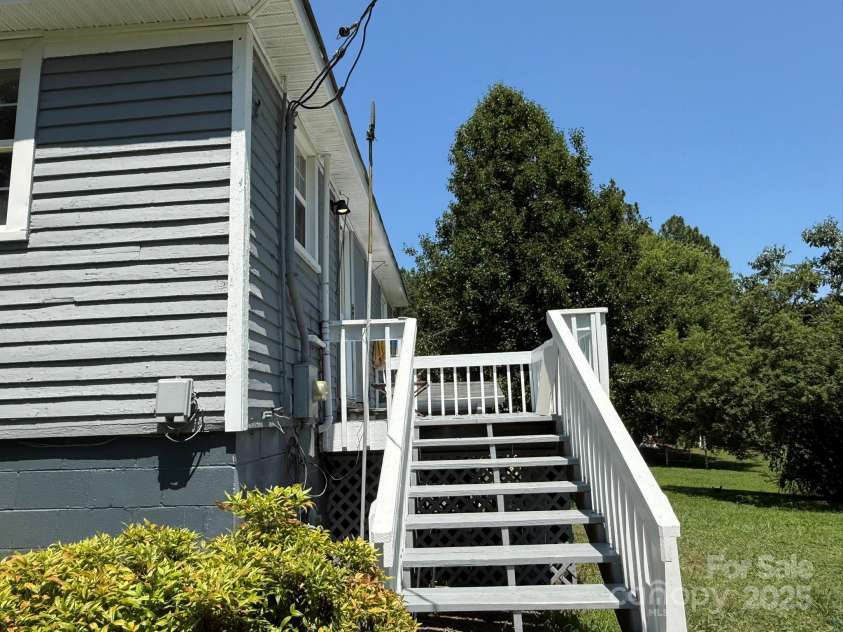 341 Talley Street, Troutman, NC 28166.  MLS# CAR4261332, YatesRealty ID 15714. 