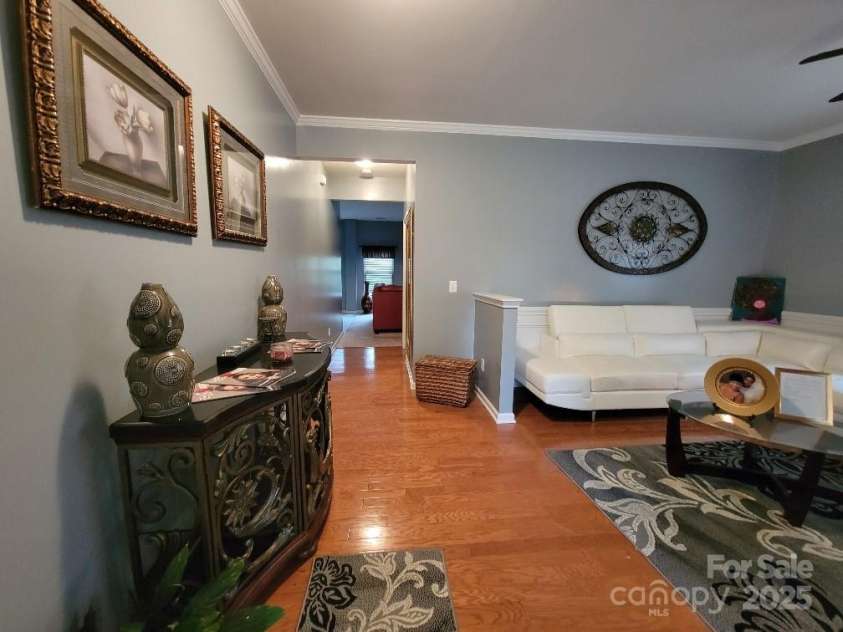 214 Minitree Lane, Charlotte, NC 28214.  MLS# CAR4261128, YatesRealty ID 15716. 