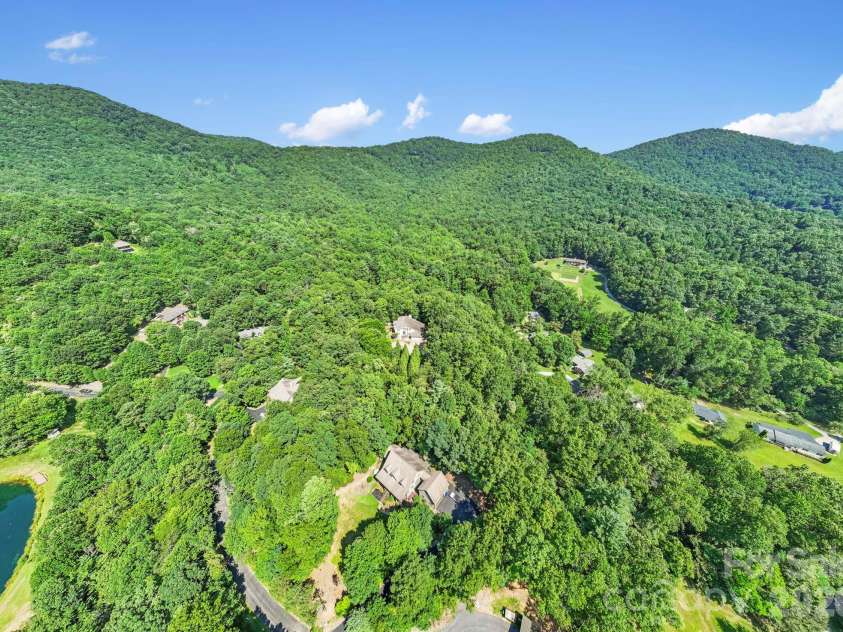 652 Avery Creek Road, Arden, NC 28704.  MLS# CAR4282113, YatesRealty ID 15716. 