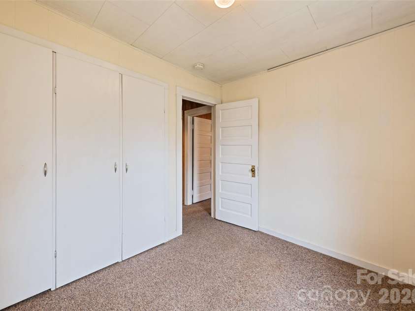 1124 Skyland Drive, Sylva, NC 28779.  MLS# CAR4342310, YatesRealty ID 15717. Bedroom 2