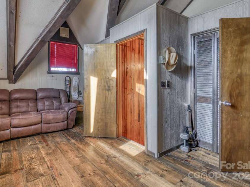 164 Avery County High School Road, Newland, NC 28657.  MLS# CAR4264817, YatesRealty ID 15719. 