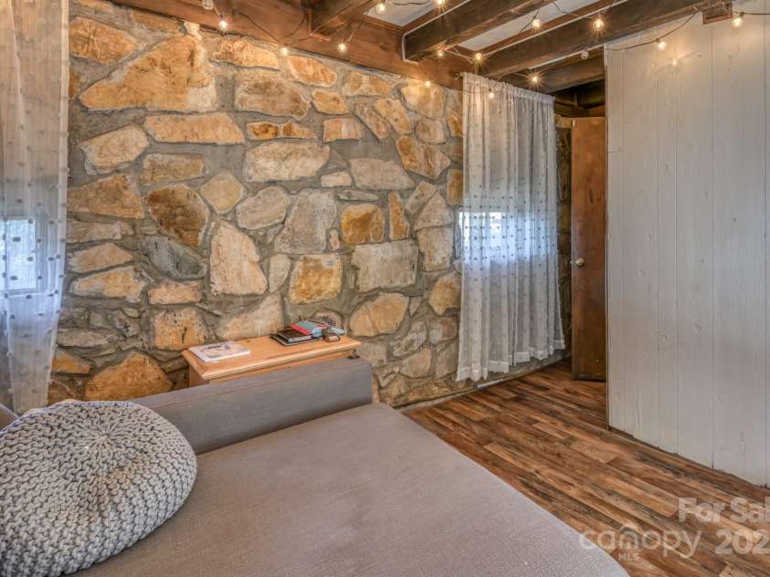 164 Avery County High School Road, Newland, NC 28657.  MLS# CAR4264817, YatesRealty ID 15719. 