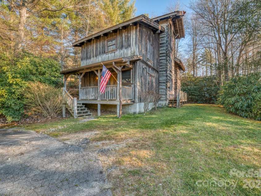 164 Avery County High School Road, Newland, NC 28657.  MLS# CAR4264817, YatesRealty ID 15719. 