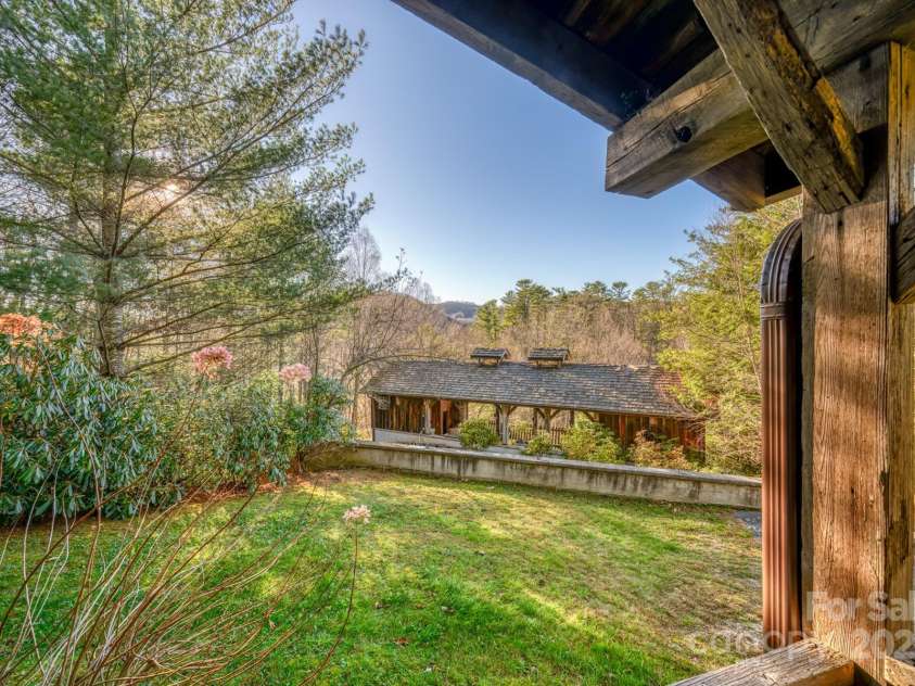 164 Avery County High School Road, Newland, NC 28657.  MLS# CAR4264817, YatesRealty ID 15719. 