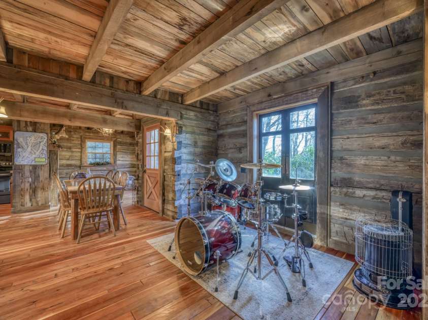 164 Avery County High School Road, Newland, NC 28657.  MLS# CAR4264817, YatesRealty ID 15719. 