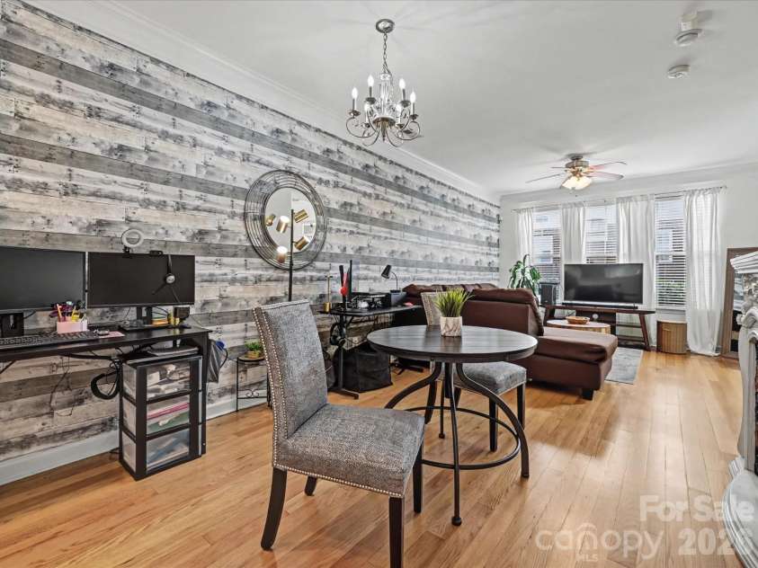 8421 Scotney Bluff Avenue, Charlotte, NC 28273.  MLS# CAR4356591, YatesRealty ID 15719. 