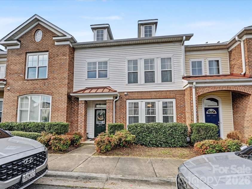 8421 Scotney Bluff Avenue, Charlotte, NC 28273.  MLS# CAR4356591, YatesRealty ID 15719. Welcome to 8421 Scotney Bluff Ave