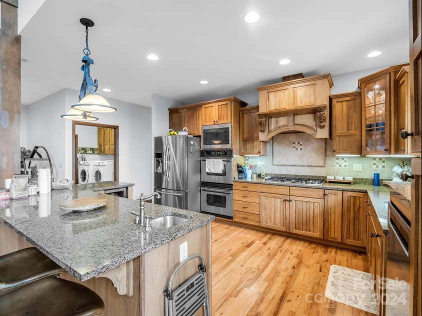 428 Devils Hole Road, Rosman, NC 28772.  MLS# CAR4138356, YatesRealty ID 1572. 