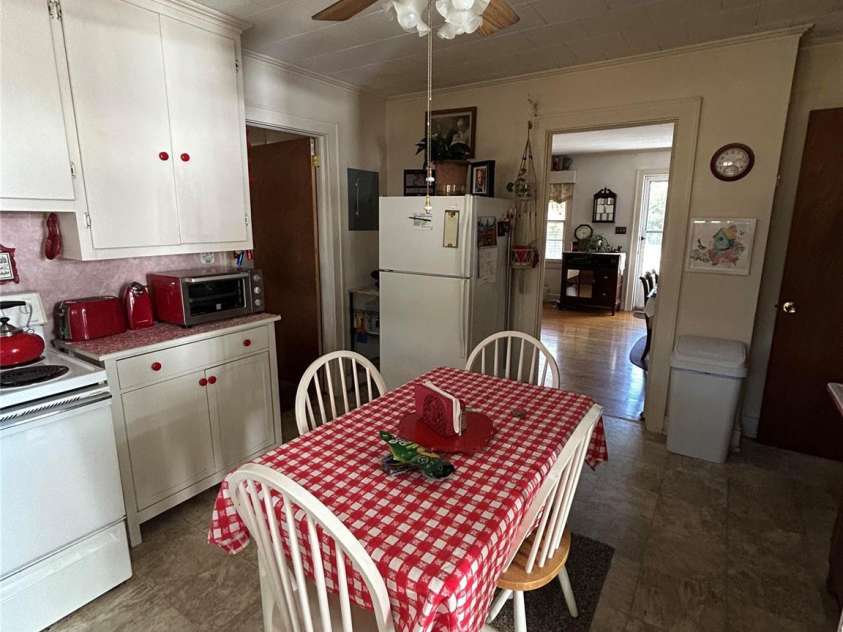 614 Smith Street, Albemarle, NC 28001.  MLS# CAR4316087, YatesRealty ID 15720. 
