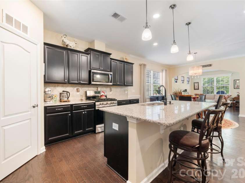 12014 Belmont Mansion Drive, Charlotte, NC 28273.  MLS# CAR4372205, YatesRealty ID 15721. 