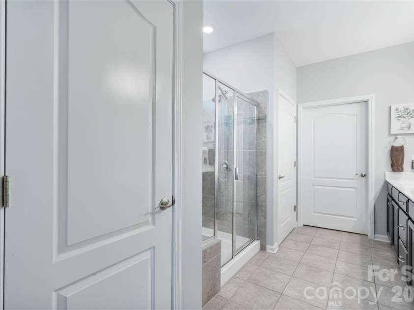 12014 Belmont Mansion Drive, Charlotte, NC 28273.  MLS# CAR4372205, YatesRealty ID 15721. 