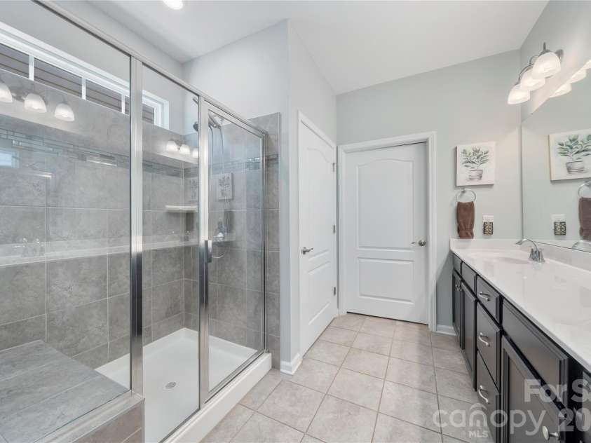 12014 Belmont Mansion Drive, Charlotte, NC 28273.  MLS# CAR4372205, YatesRealty ID 15721. 