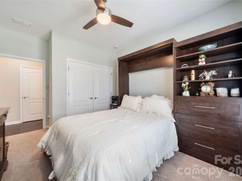 12014 Belmont Mansion Drive, Charlotte, NC 28273.  MLS# CAR4372205, YatesRealty ID 15721. 