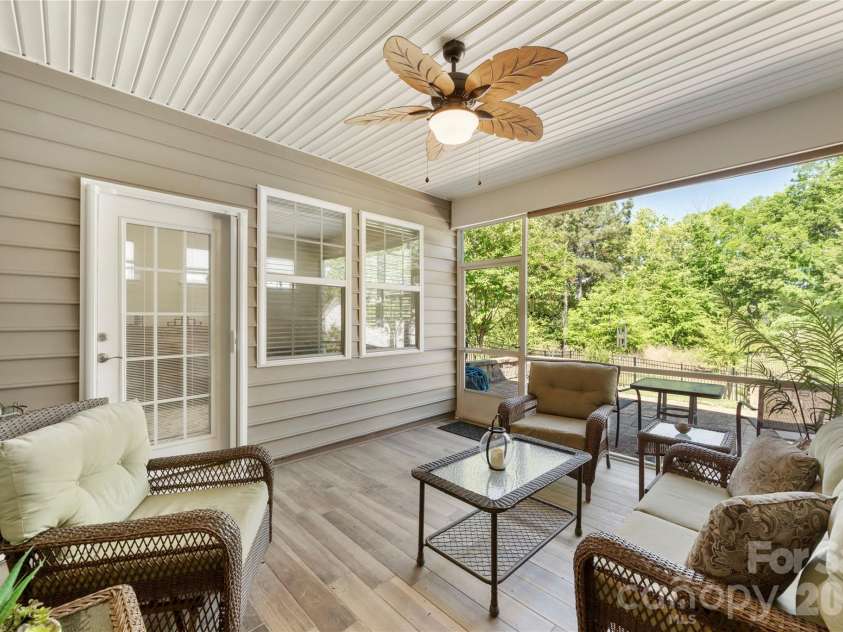 12014 Belmont Mansion Drive, Charlotte, NC 28273.  MLS# CAR4372205, YatesRealty ID 15721. 
