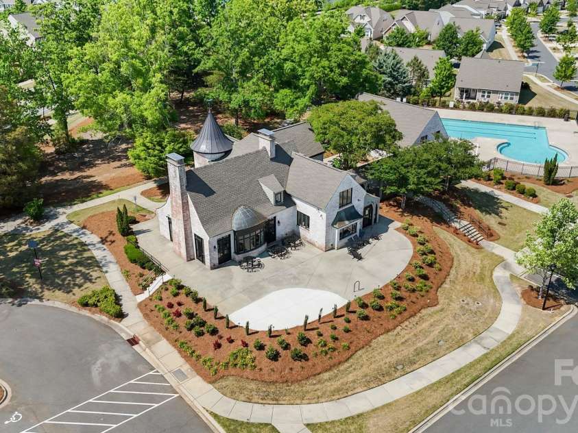 12014 Belmont Mansion Drive, Charlotte, NC 28273.  MLS# CAR4372205, YatesRealty ID 15721. 