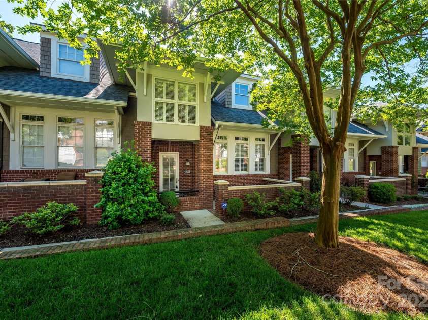 6312 Mission Place, Charlotte, NC 28210.  MLS# CAR4273288, YatesRealty ID 15723. 
