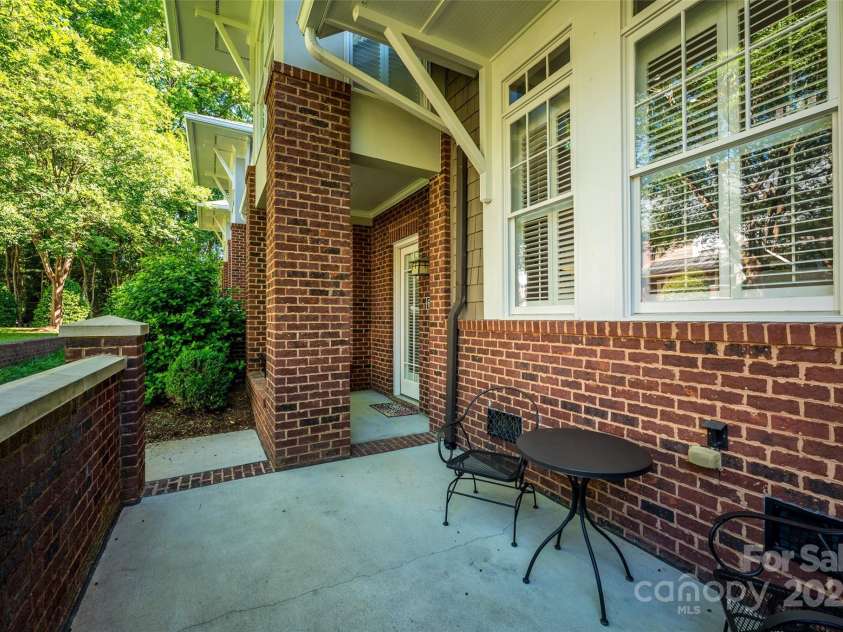 6312 Mission Place, Charlotte, NC 28210.  MLS# CAR4273288, YatesRealty ID 15723. 