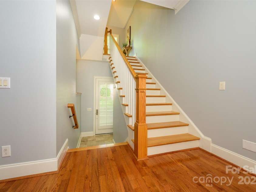 6312 Mission Place, Charlotte, NC 28210.  MLS# CAR4273288, YatesRealty ID 15723. 