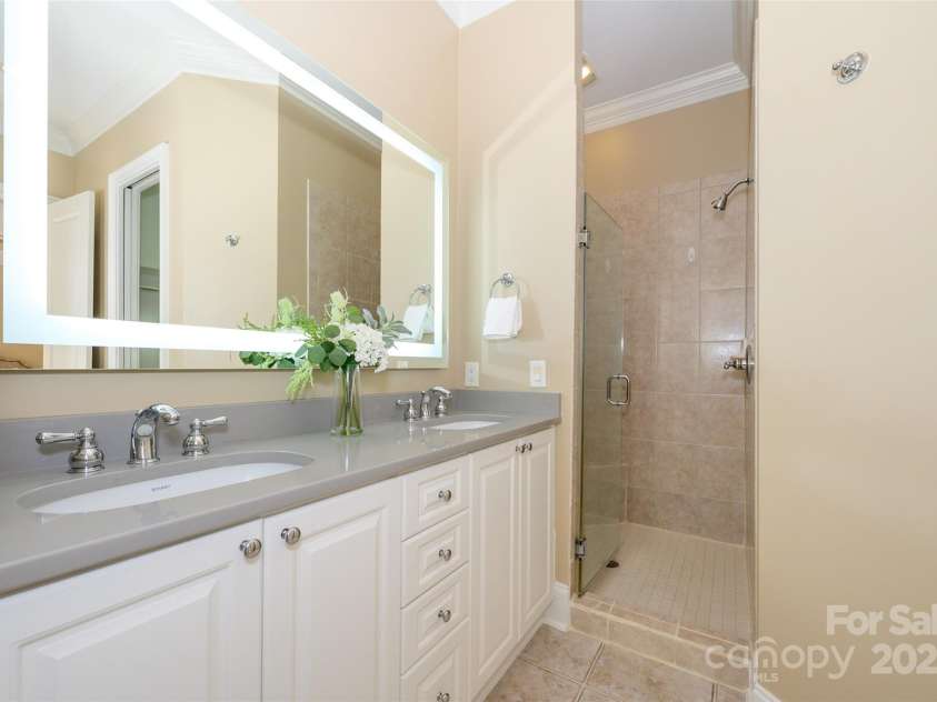 6312 Mission Place, Charlotte, NC 28210.  MLS# CAR4273288, YatesRealty ID 15723. 