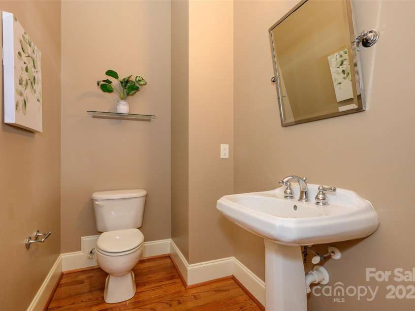 6312 Mission Place, Charlotte, NC 28210.  MLS# CAR4273288, YatesRealty ID 15723. 