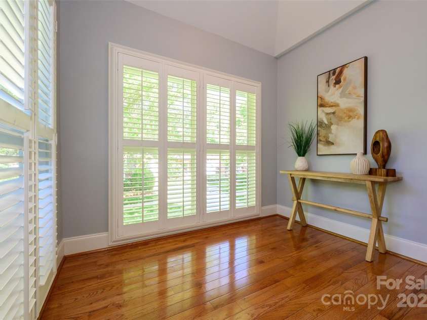 6312 Mission Place, Charlotte, NC 28210.  MLS# CAR4273288, YatesRealty ID 15723. 