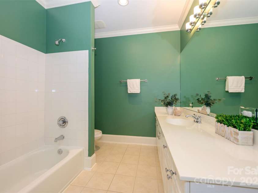 6312 Mission Place, Charlotte, NC 28210.  MLS# CAR4273288, YatesRealty ID 15723. 