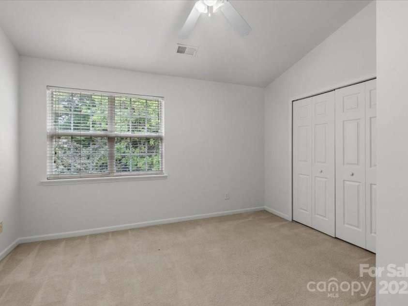 13660 Meade Glen Court, Charlotte, NC 28273.  MLS# CAR4254012, YatesRealty ID 15724. 
