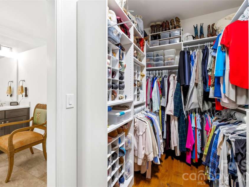 1140 Golden Hill Lane, Denver, NC 28037.  MLS# CAR4315089, YatesRealty ID 15725. Custom installed Closet systems throughout the home